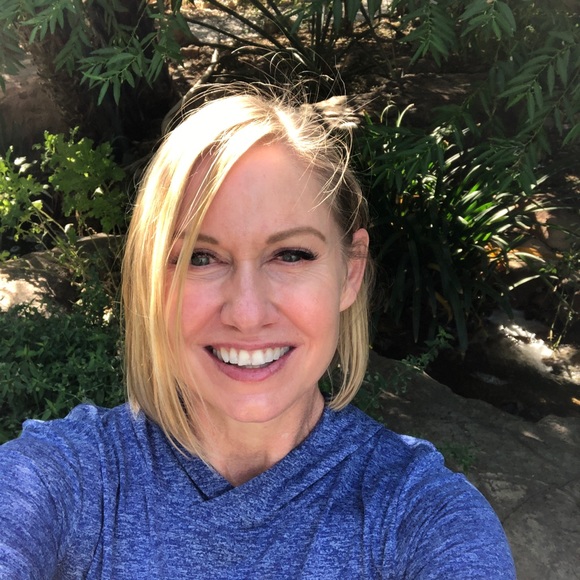 Meet your Posher, Marianne - Picture 2 of 2